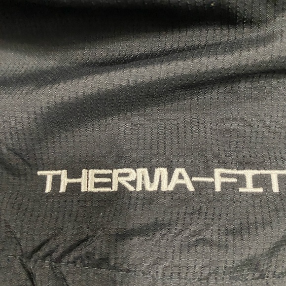 Nike Men's Black Thermafit Jacket with Hood - Picture 3 of 6